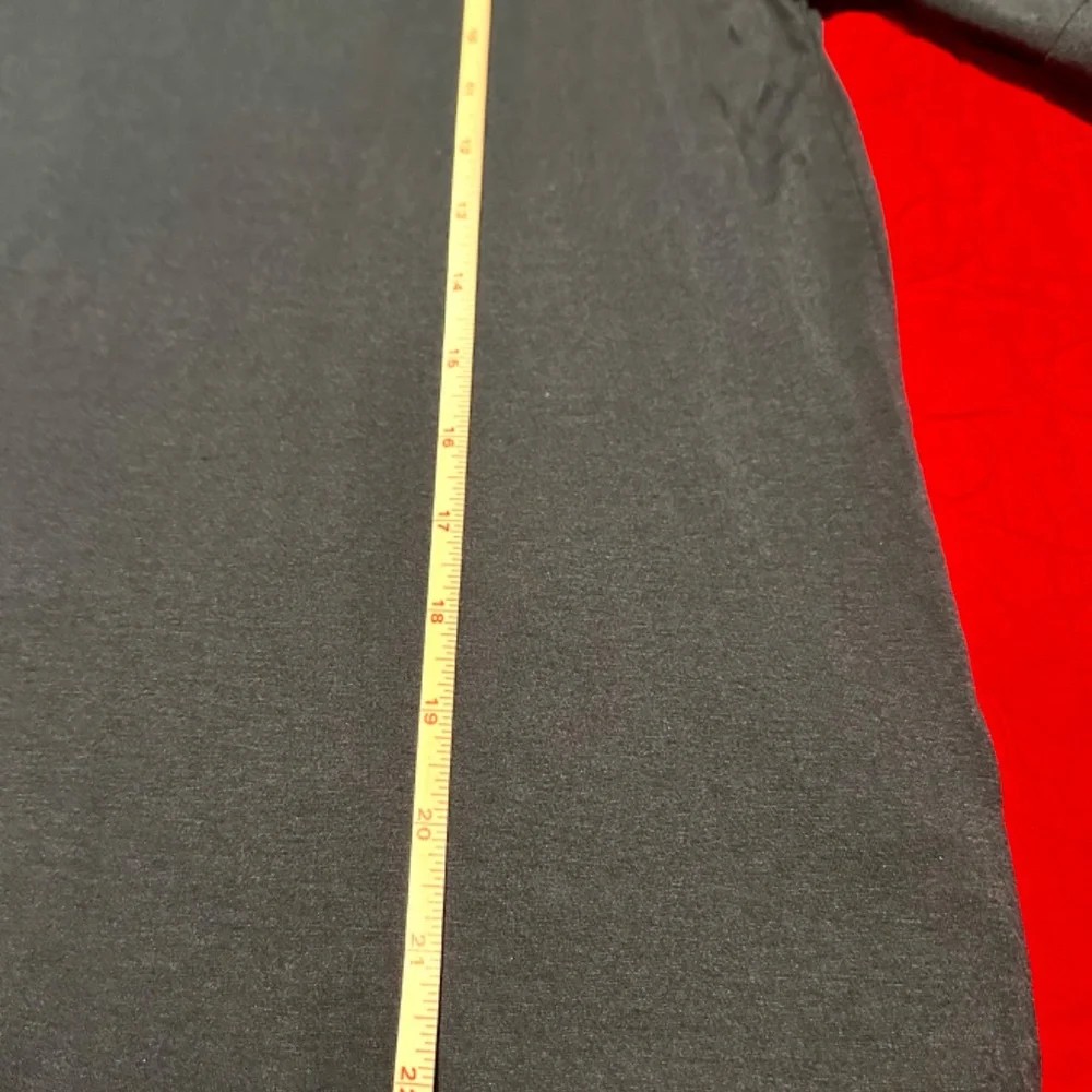 Navy Laila Jayde XLP Puff Sleeve Top - Picture 5 of 10